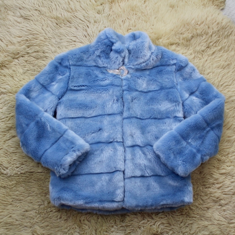 19888 Fuzzy Faux Fur Coat